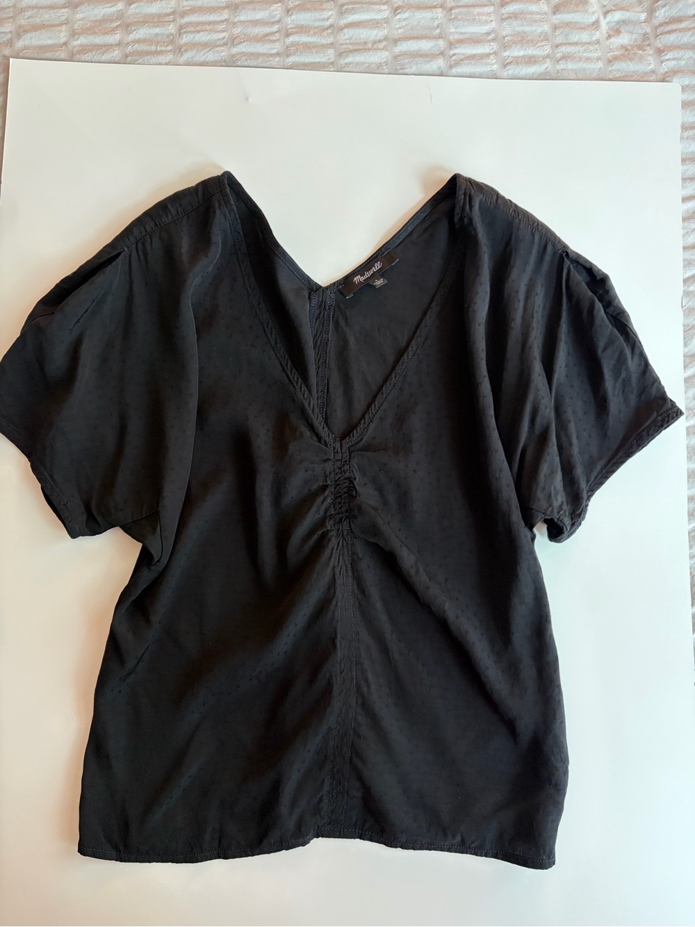 Madewell Black Ruched Star V-Neck Top Cap Sleeve Size 4